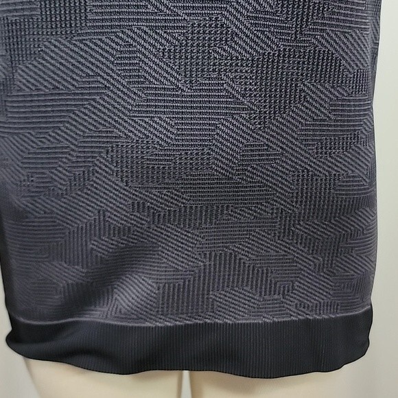 LULULEMON Swiftly Breathe Long Sleeve Vented Camo Top size 4 - Picture 3 of 8